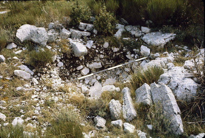 Andon Tholos de Canaux 3b 1974